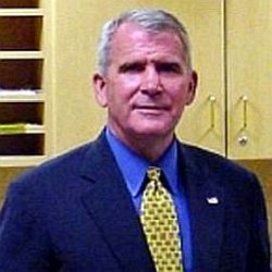 Oliver North age