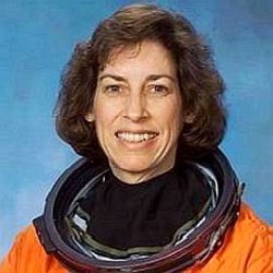 Ellen Ochoa age