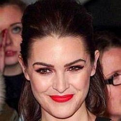 Anna Passey age