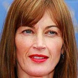 Amanda Pays age