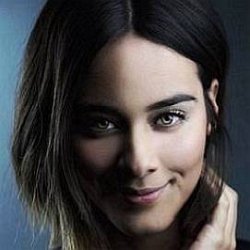 Esmeralda Pimentel age