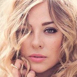 Mackenzie Porter age