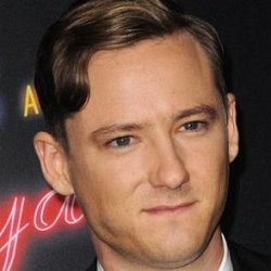 Lewis Pullman age