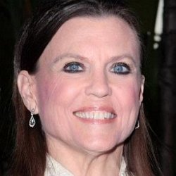 Ann Reinking age