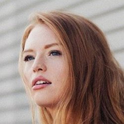 Freya Ridings age