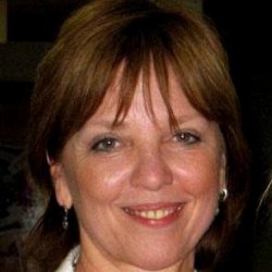 Nora Roberts age