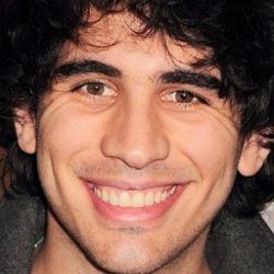 Nick Simmons age