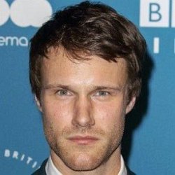 Hugh Skinner age