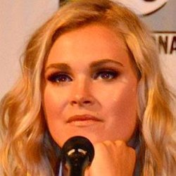 Eliza Taylor age