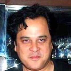 Mahesh Thakur age