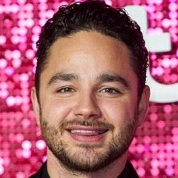 Adam Thomas age