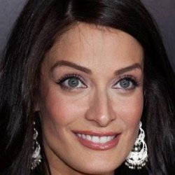 Dayanara Torres age