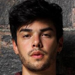 Vini Uehara age