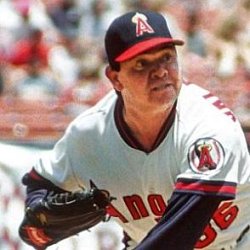 Fernando Valenzuela age