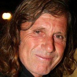 Guillermo Vilas age