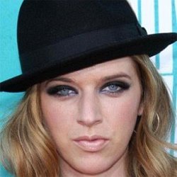 Zz Ward age