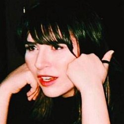 Emily Warren age