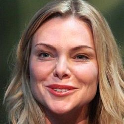 Samantha Womack age