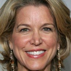 Paula Zahn age